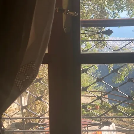 Πανσιόν Archontiko Stafylopati Μακρινίτσα