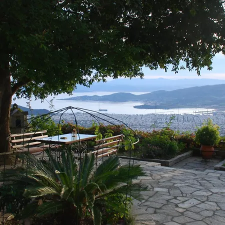 Archontiko Stafylopati 3* Makrinitsa