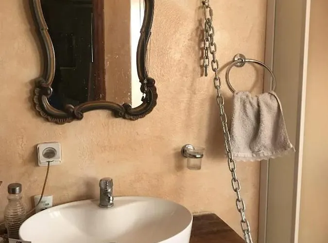 Πανσιόν Archontiko Stafylopati Μακρινίτσα