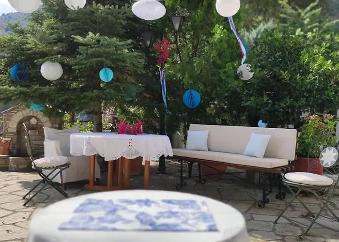 Πανσιόν Archontiko Stafylopati Μακρινίτσα