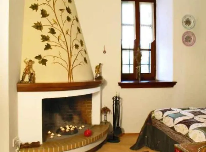 Archontiko Stafylopati Πανσιόν 3*