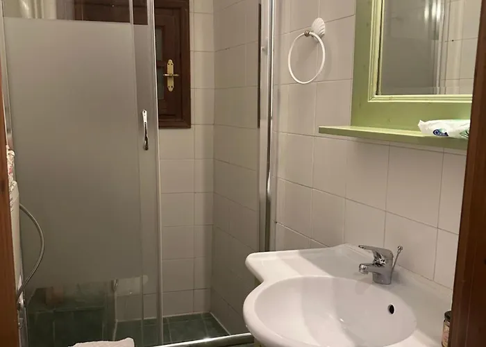 Archontiko Stafylopati Πανσιόν 3*