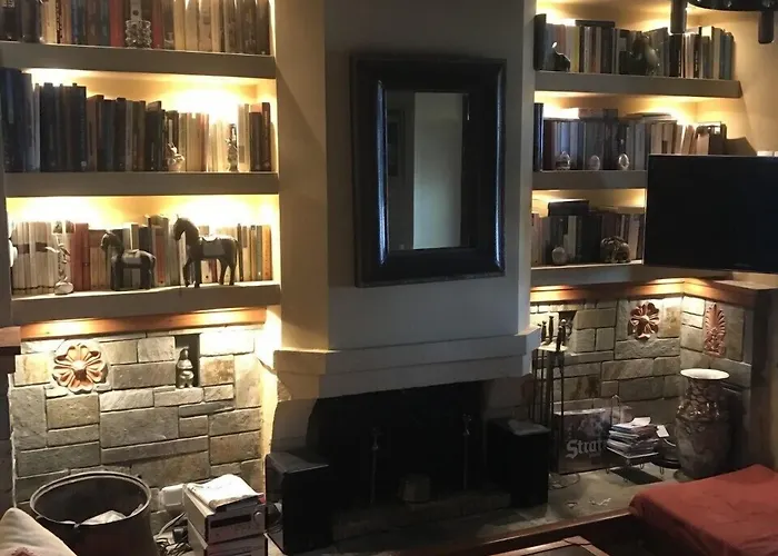 Archontiko Stafylopati Πανσιόν Μακρινίτσα